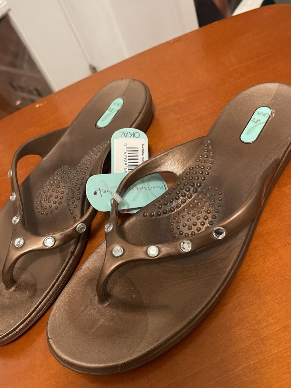 Women's OKAb Savanna M/L Copper Brown Thong Rhinestone Sandals 7-8